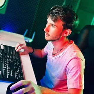 Horia Stan - Music Producer & Visual Artist
